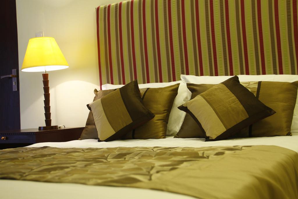 The Canes Boutique Hotel Colombo Room photo