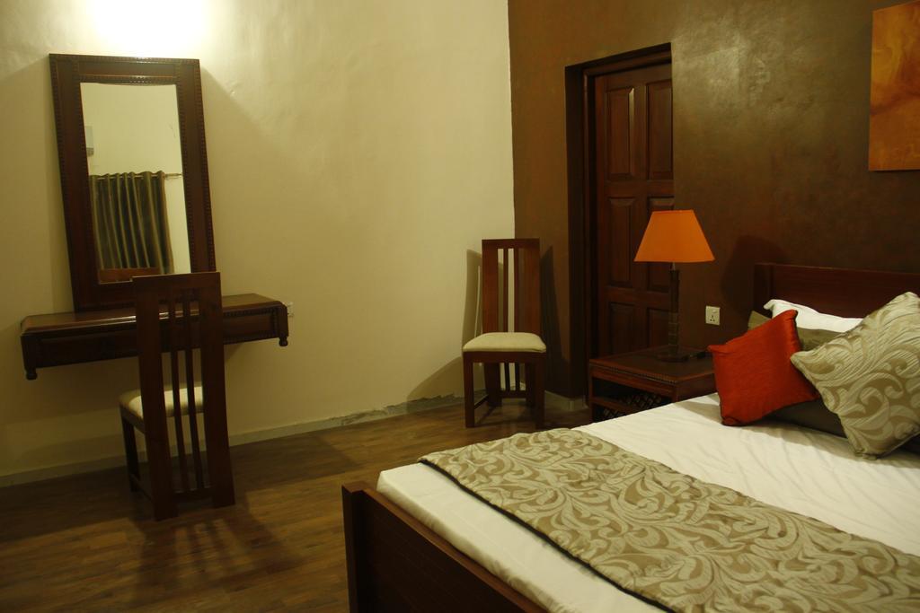 The Canes Boutique Hotel Colombo Room photo